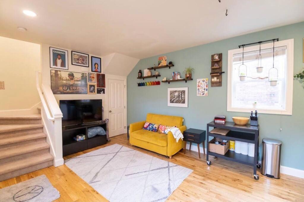 Adorable Cozy House With Parking And Loft! Vila Seattle Exterior foto